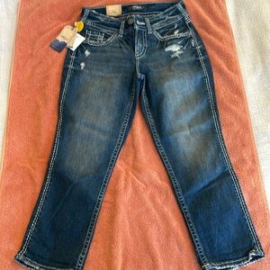 Silver Suki Capri Jeans Sz 7 NEW